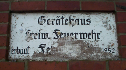 Schild vom alten Feuerwehrgerätehaus